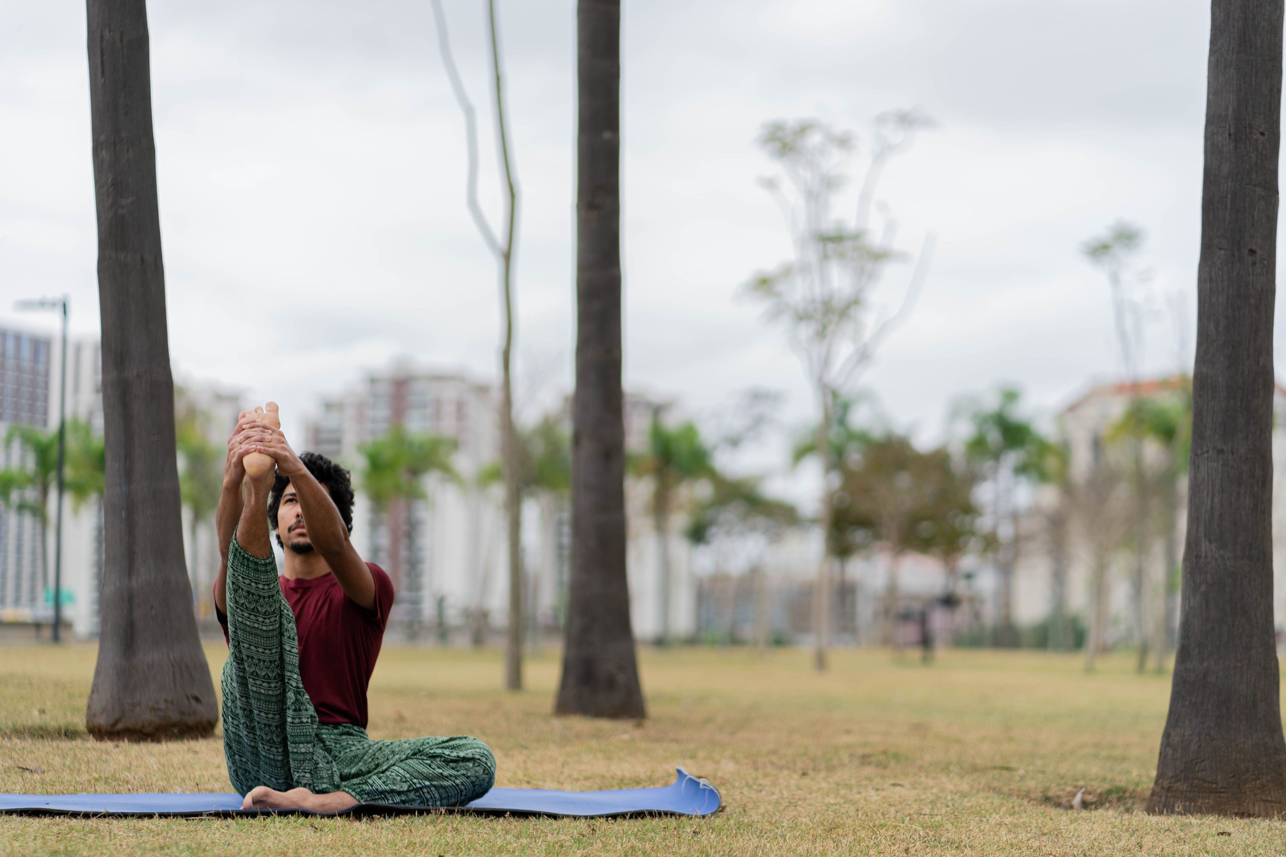 O que o yoga pode ensinar sobre saúde em tempos de excesso